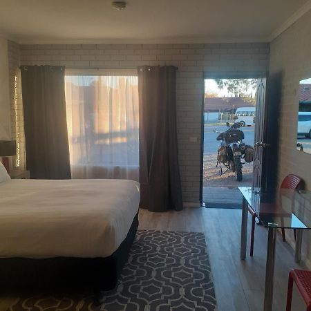 Wentworth Club Motel Εξωτερικό φωτογραφία